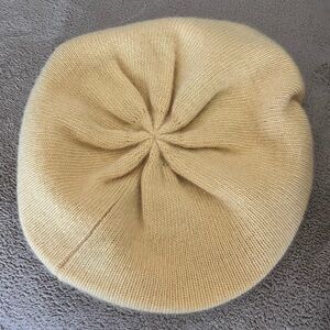 100% cashmere beret